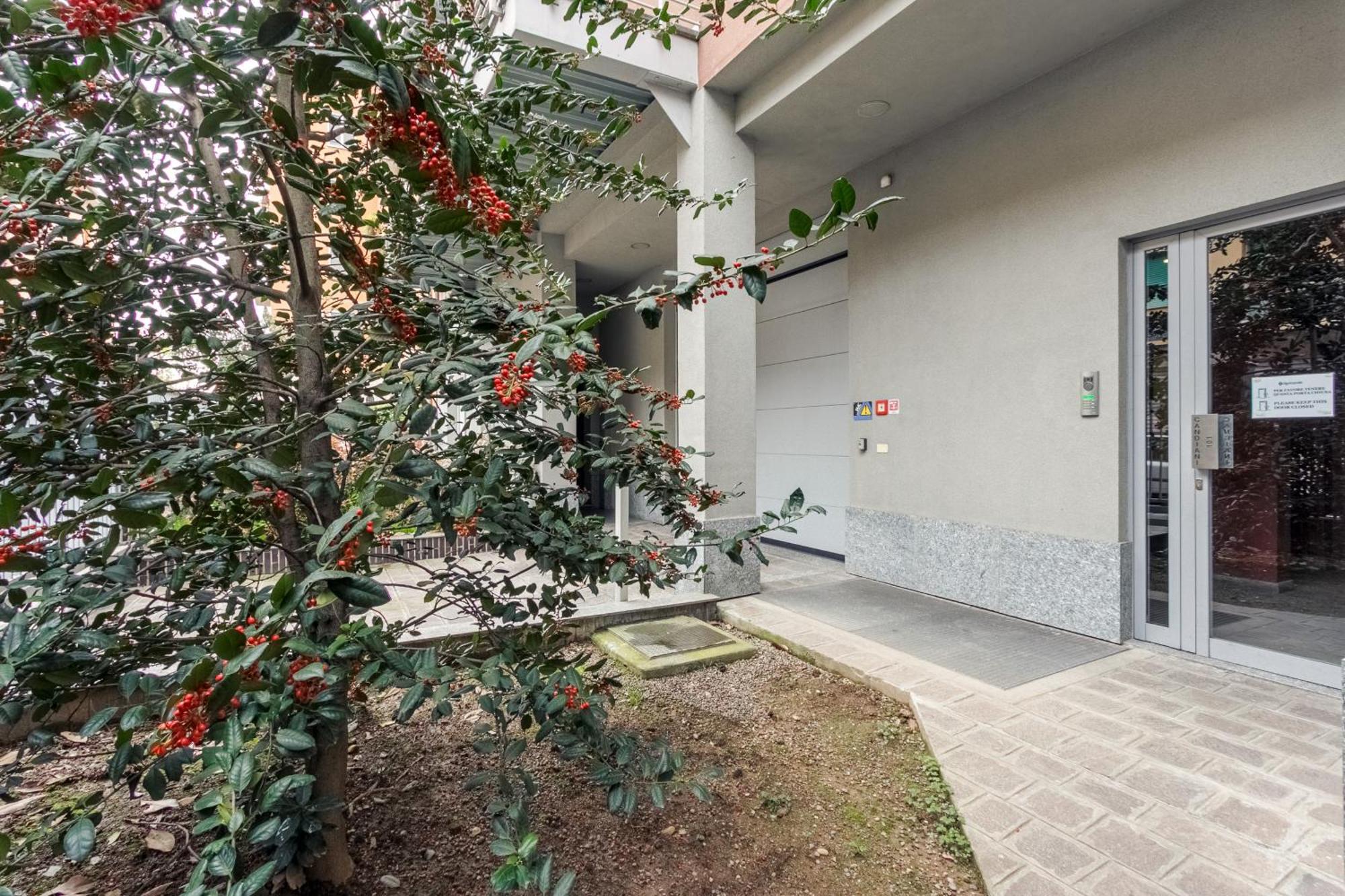 Rentopolis Apartments - Palazzo Candiani Milan Exterior photo